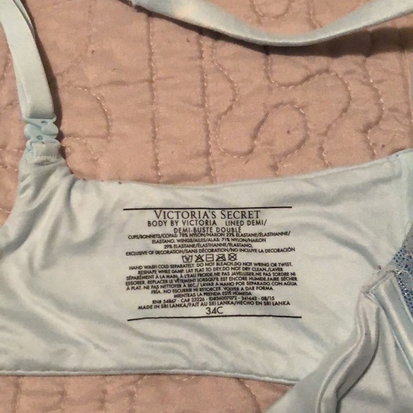 Victoria’s Secret Lined-Demi Bra - Picture 3 of 3